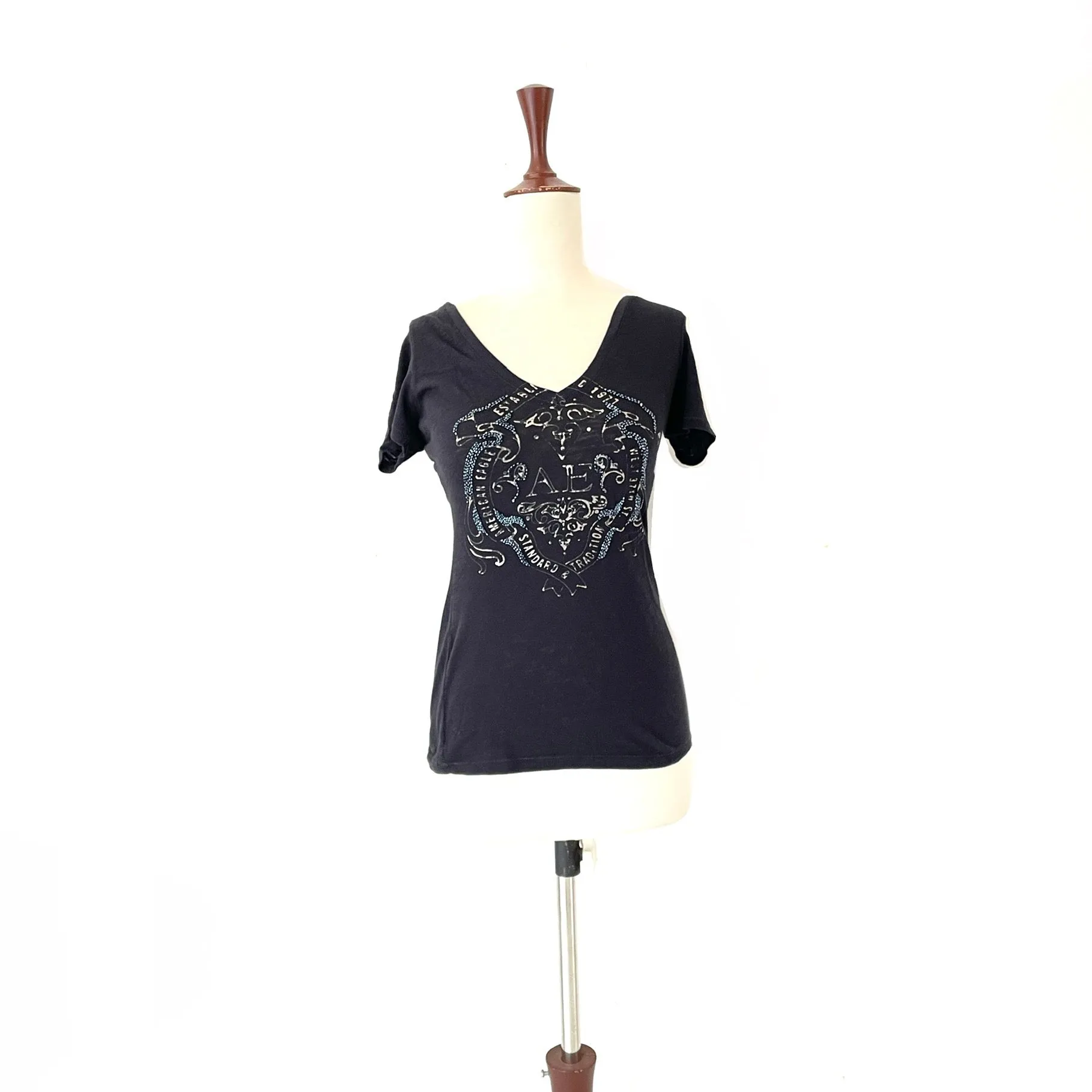 American Eagle black sequins t-shirt | Like New |