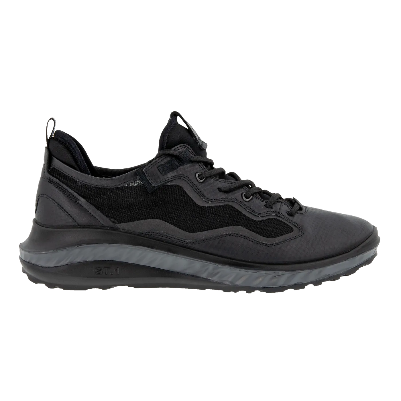 ECCO Mens ST360 Urban Sneaker: Durable and Stylish